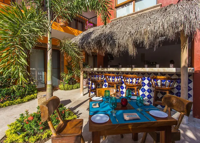 Casa Loteria: Colorful Family Retreat with Pool in Pueblito Sayulita